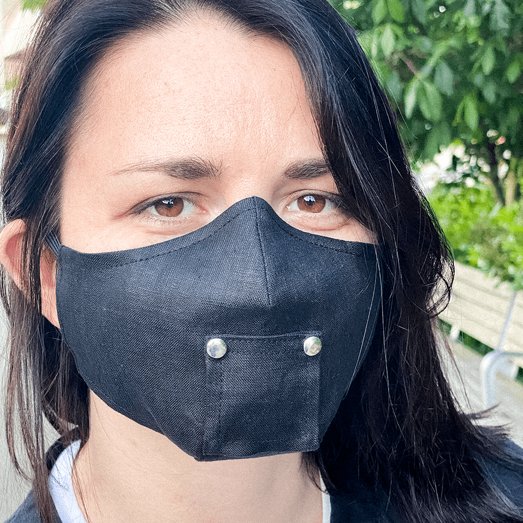 LIMITED! Black Face Mask with Straw Hole | 100% Organic Linen - SOLONY