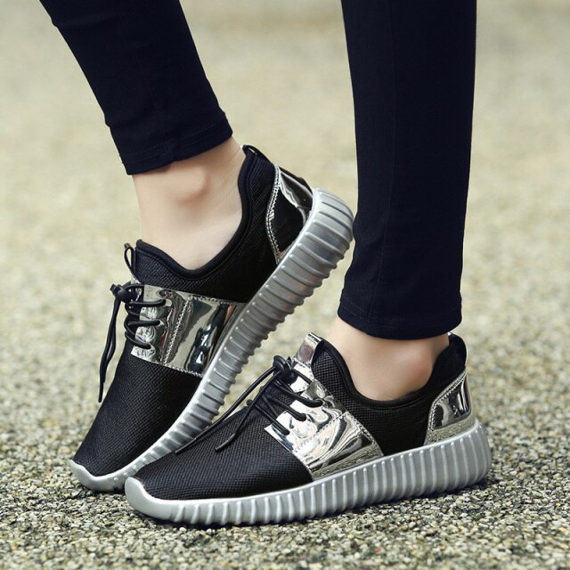 2021 Couple Breathable Sports Run Shoes Korean Fashion Casual Women Men Sneakers Comfortable Vulcanized Footwear Plus Size 35-46 - SHOPSOLONY